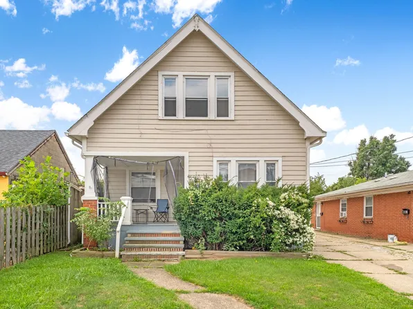 19814 Shawnee Ave #B, Cleveland, OH 44119