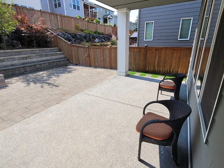 25707 207th Pl SE — Photo 3