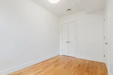 Rented by Brownstone Property Group