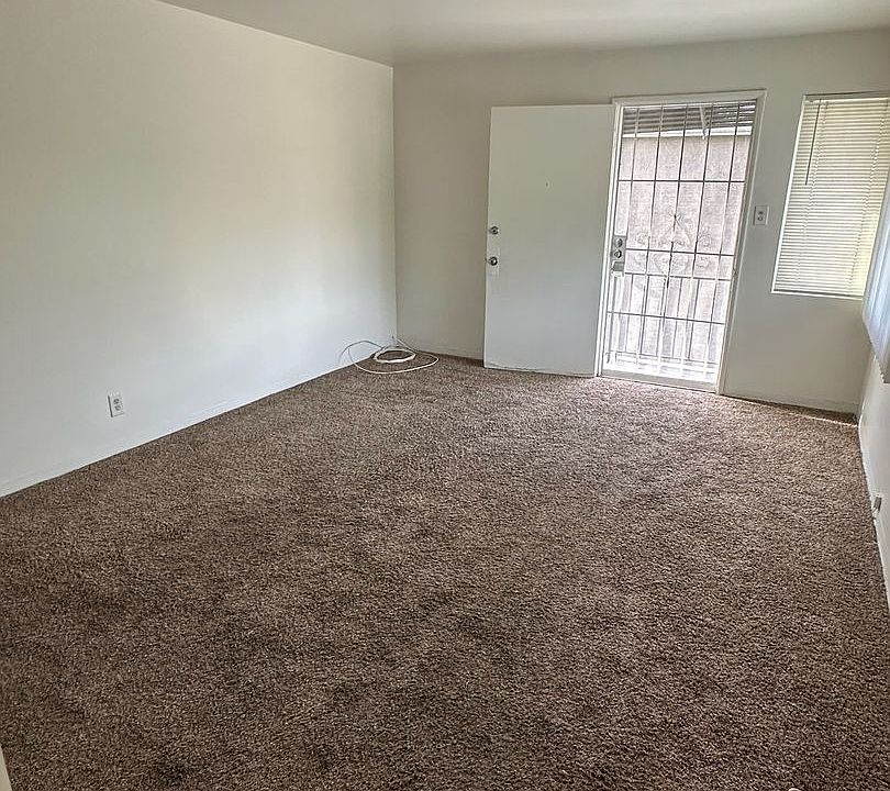 1st image of 4342 N Lakewood Blvd #4344