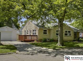 3305 S 16th St, Lincoln, NE 68502