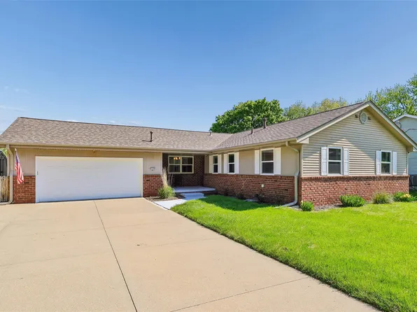 3105 Pleasant St, West Des Moines, IA 50266