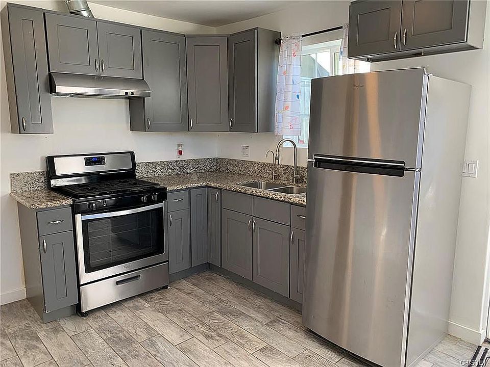 1st image of 7028 Variel Ave