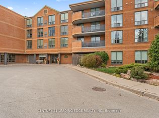 30 Wilson St #310, Markham, ON L3P1N1