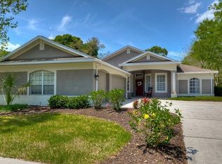 2902 Red Coat Cir, Brandon, FL 33511