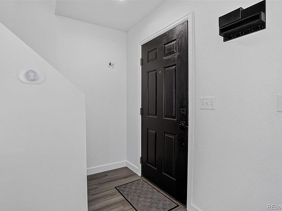4th image of 1347 Lark Avenue