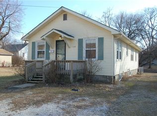 110 W Allen St, Clinton, MO 64735