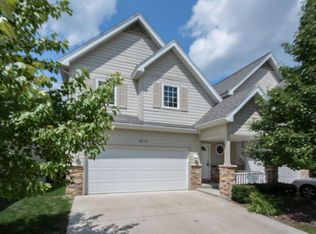 3073 Ledgestone Pl NE, Grand Rapids, MI 49525