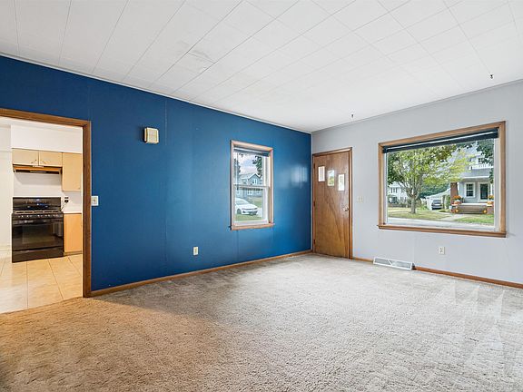 3rd image of 602 5th Ave SE