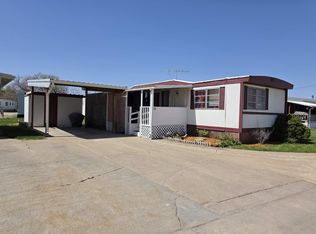 4002 W 14th St TRLR 18, North Platte, NE 69101