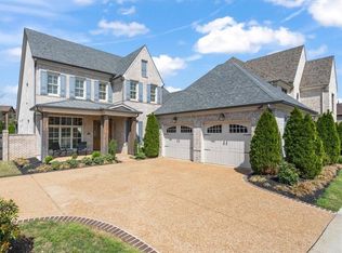 7836 Sophie Ln, Germantown, TN 38138