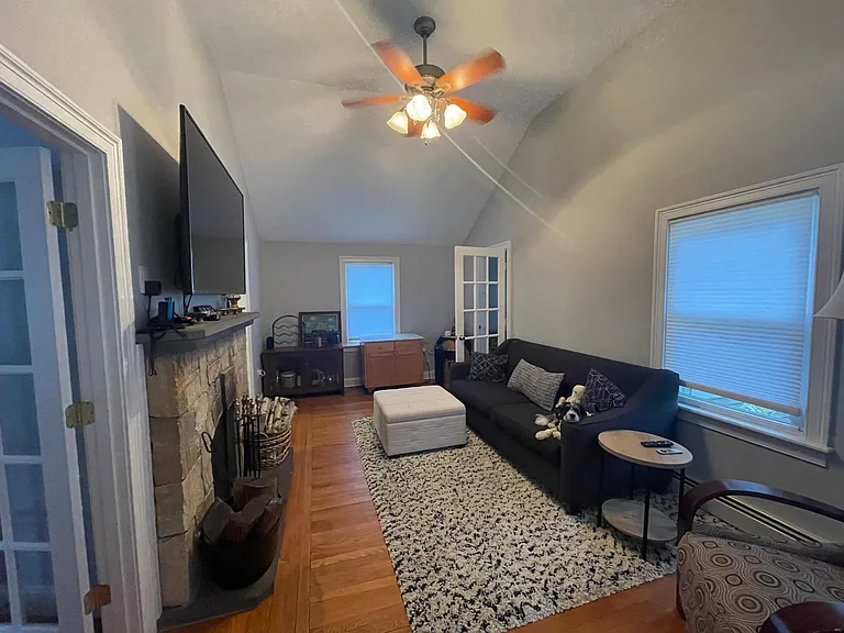 214 Madison St — Photo 13