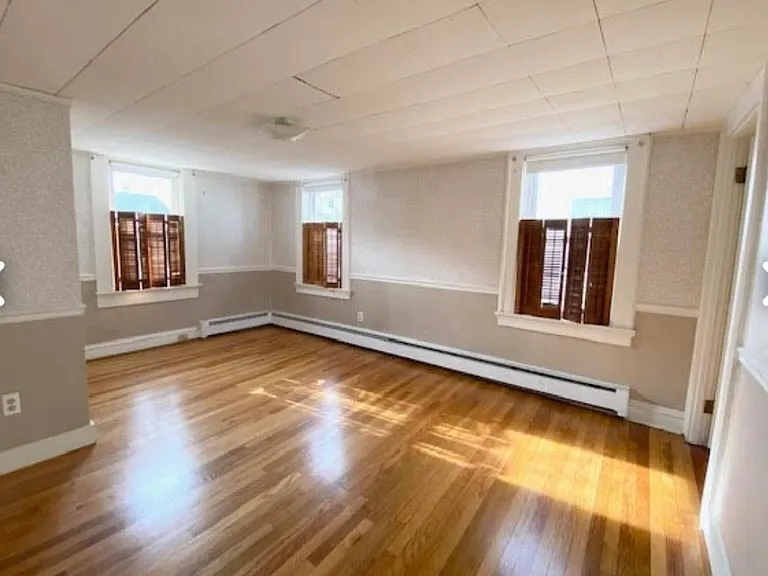 27 Oliver St #2 — Photo 7
