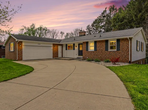 6736 Pleasantview Dr, Portage, MI 49024