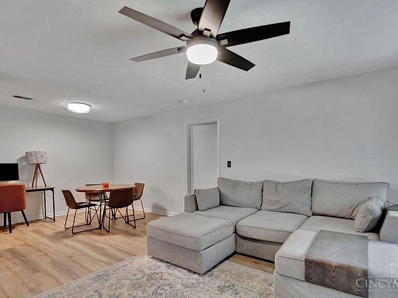 3rd image of 8879 Eagleview Dr APT 2