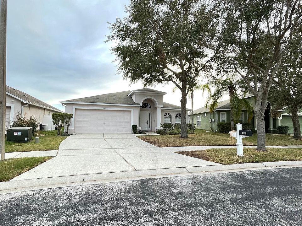 1st image of 31350 Makinaw Ln