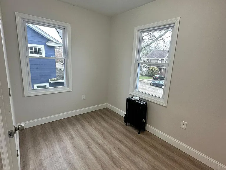 181 W Stearns St — Photo 17