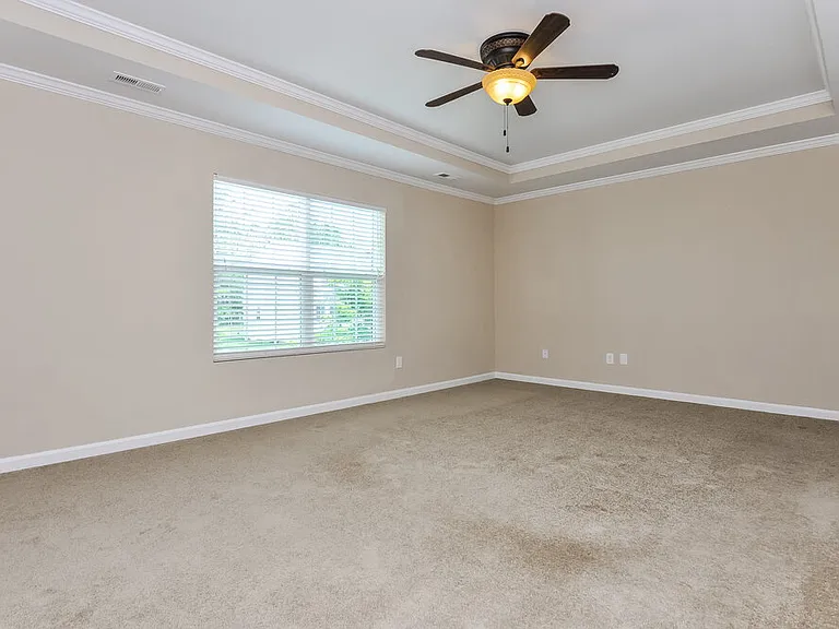217 Switchback St — Photo 2