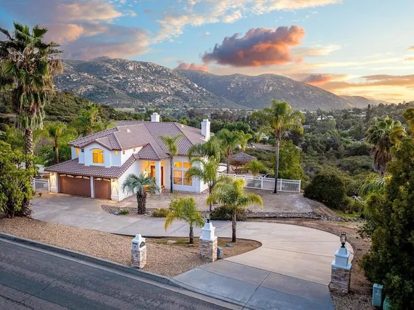 15881 Broad Oaks Rd, El Cajon, CA 92021