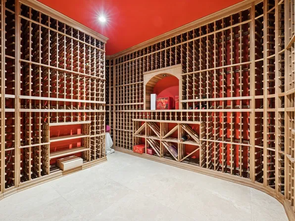 1-06 Samos Lane image 23 of 28