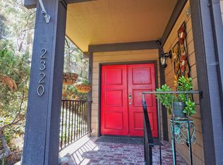 2320 Rosecrest St, Glendale, CA 91208