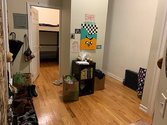 Rented by Premier Metro Realty Corp | media 14