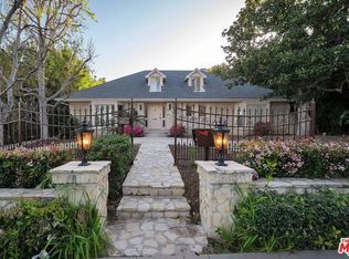 713 Foothill Rd, Beverly Hills, CA 90210