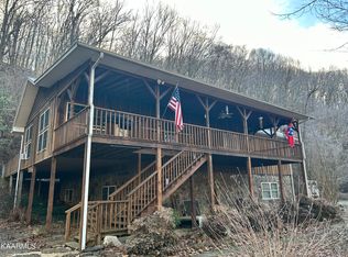 736 Gaps Chapel Rd, Sneedville, TN 37869