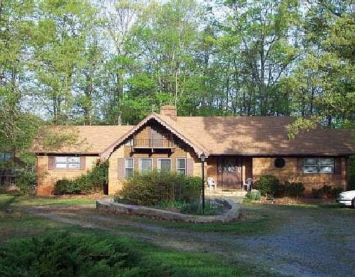1st image of 1501 Skyway Dr