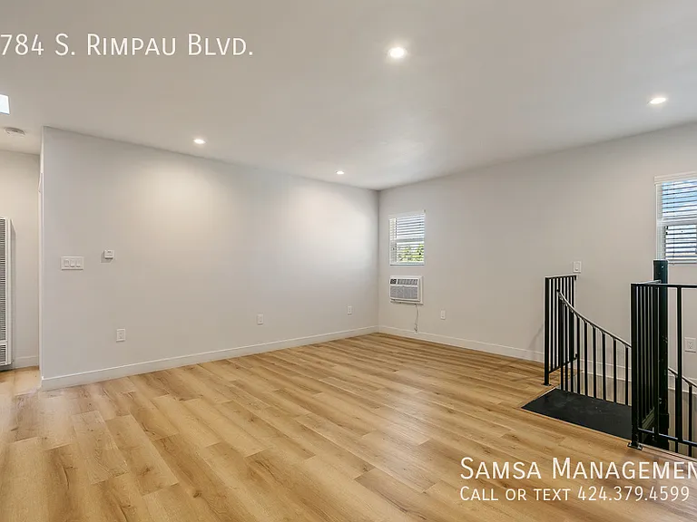 1782 S Rimpau Blvd — Photo 9