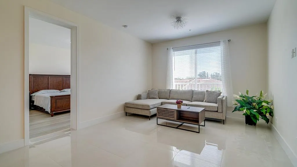 15901 Royal Pointe Ln #307 — Photo 3