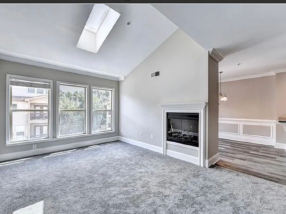 5th image of 3050 Quantum Ln