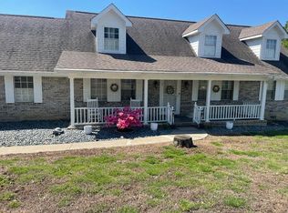 14 Hickory Hill Ln, Ringgold, GA 30736