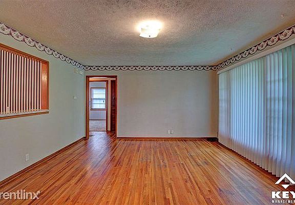 Living Room, Angle 1