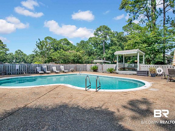 3rd image of 1701 Regency Rd APT 102