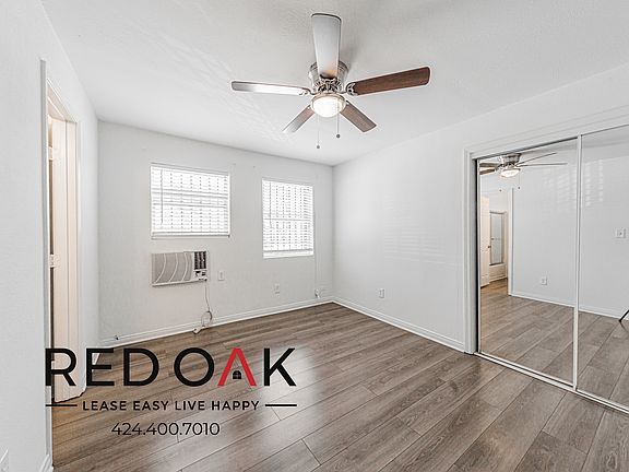 3rd image of 1032-1036 S Normandie Ave #1036-5