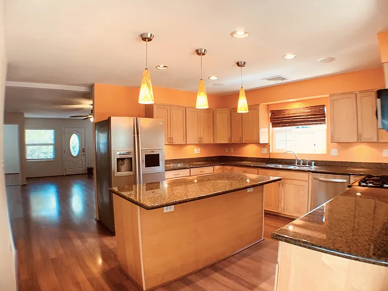 1080 Kupau St — Photo 1