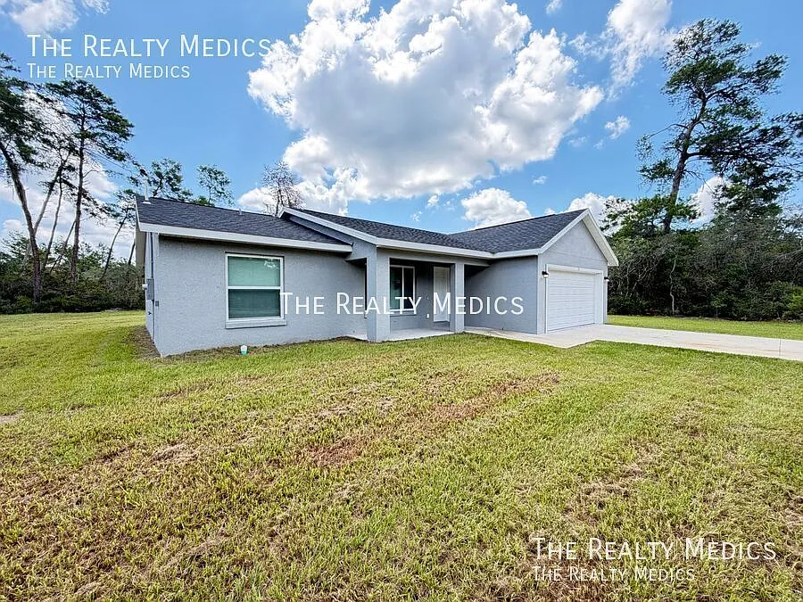 Experience Serenity & Style 3BD/2BA Hannah Model in Silver Springs Shores — Photo 3
