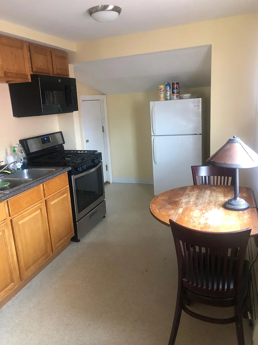 Photo 2 of 8 - 55 Dininny Pl #2N - Elmira, NY Building Photo - 55 Dininny Pl #2N