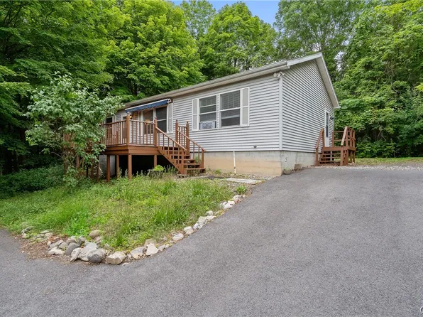 5057 Highbridge St, Fayetteville, NY 13066