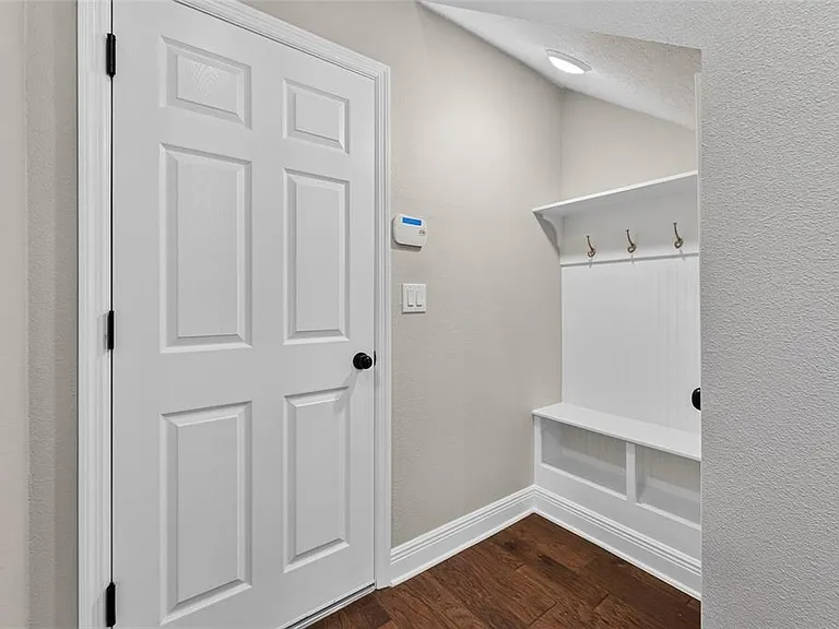 9597 Cavendish Dr — Photo 26
