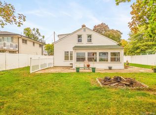 12732 Lake Point Pass, Van Buren Township, MI 48111 | Zillow