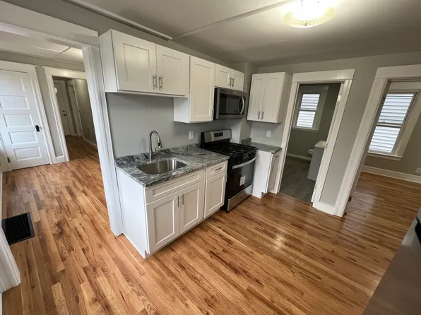 13 Dutcher Pl Floor 1, Poughkeepsie, NY 12601