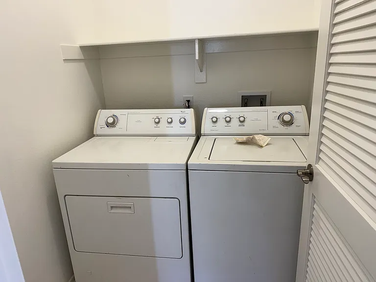 777 S Citrus Ave #243 — Photo 9