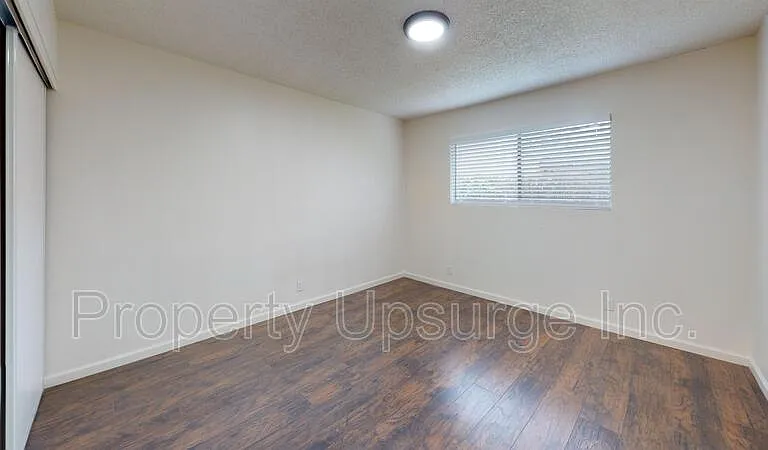 83 Mono Ave #3 — Photo 5