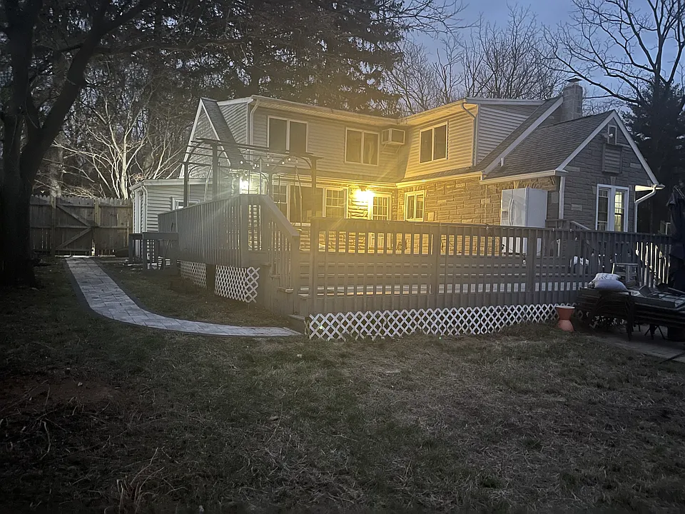 9 Albrecht Ln #2