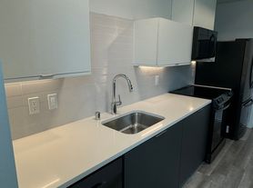 The Melrose, 303 Studio Apartment