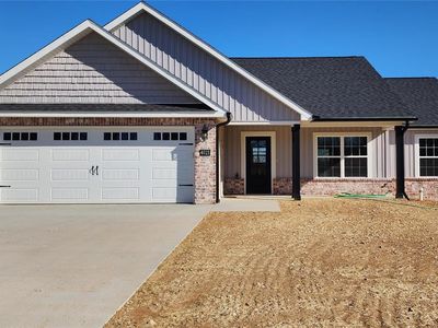 4021 Chapel Rdg, Jackson, MO, 63755