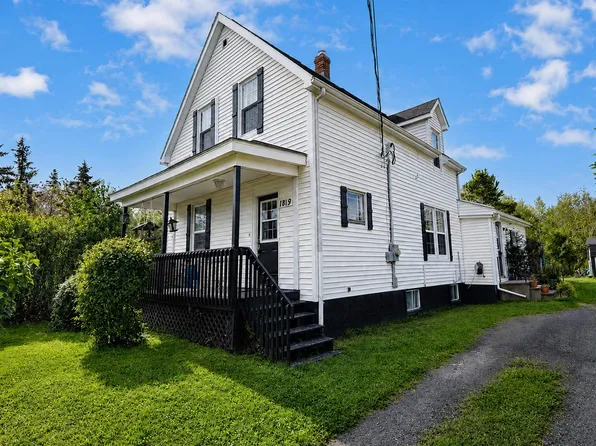 1819 Park St, Westville, NS B0K 2A0