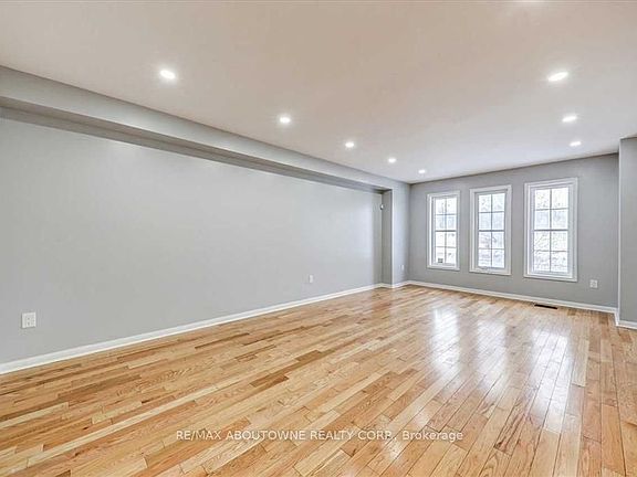 4th image of 2133 Morningside Ave